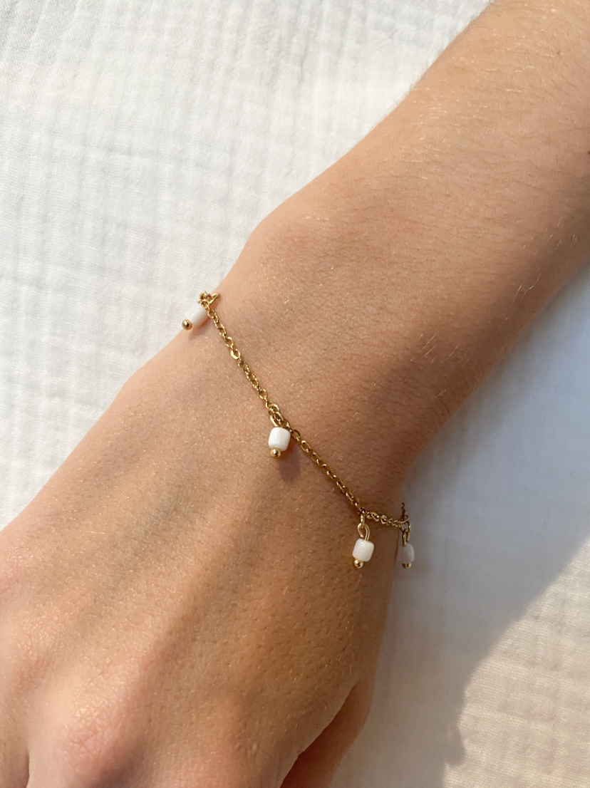 PEARL - Pulsera mini colgantes nácar
