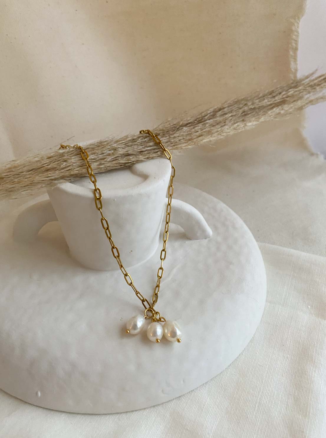 PEARL - 3 pearl pendant necklace