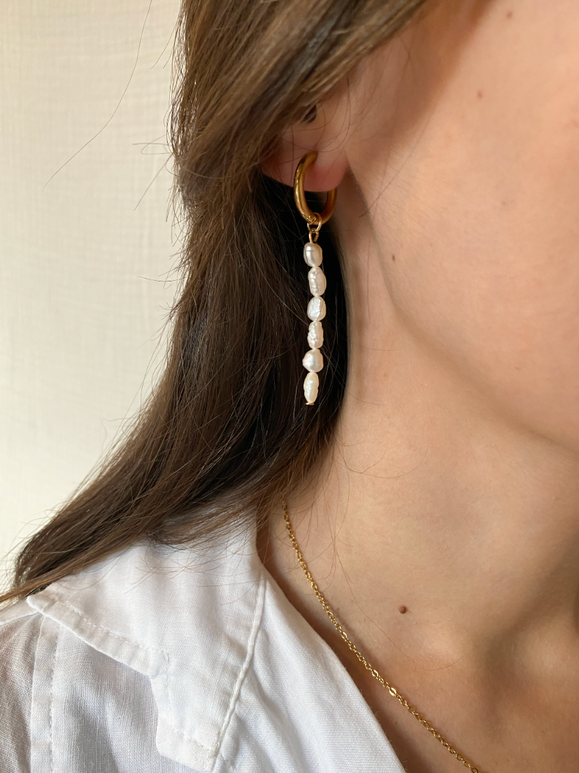 PEARL - Pendientes mini perlas largos