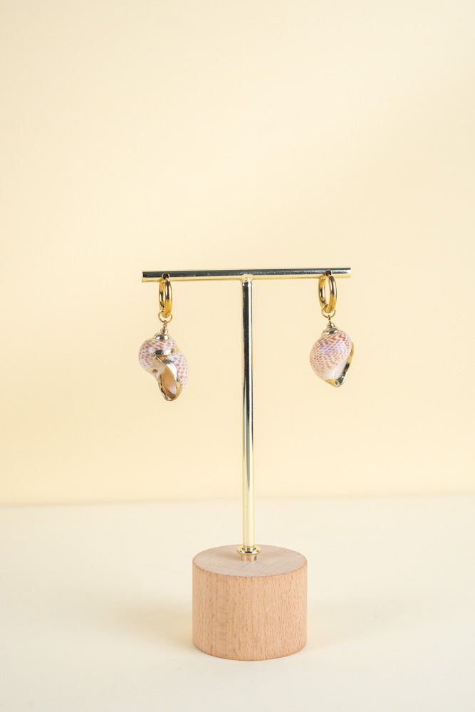 SEA - Pendientes caracola spot