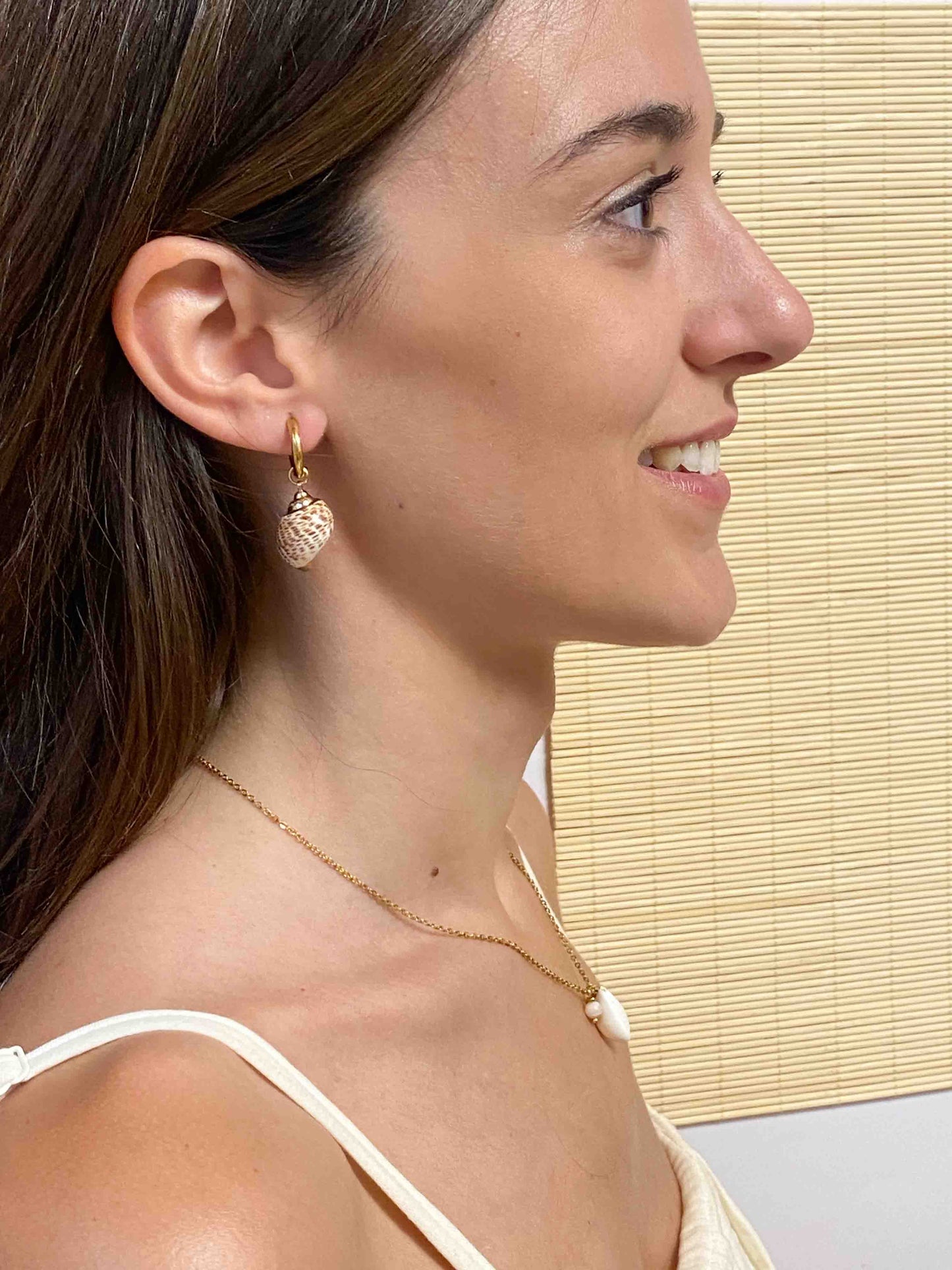 SEA - Pendientes caracola spot