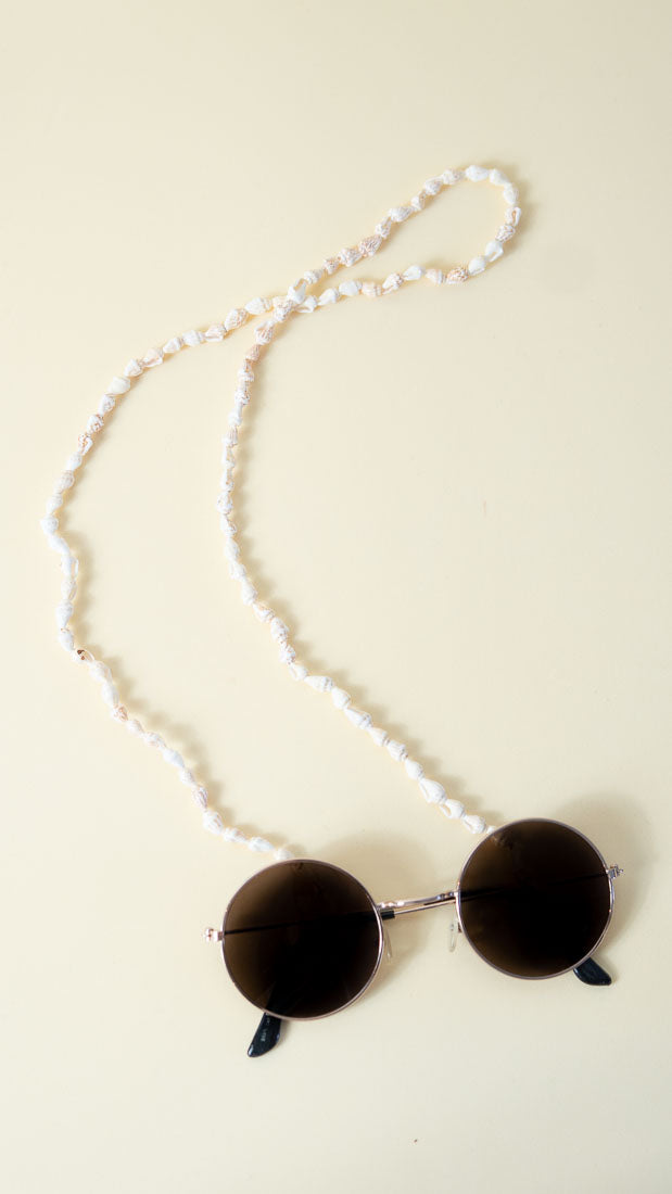 Beige shell glasses strap