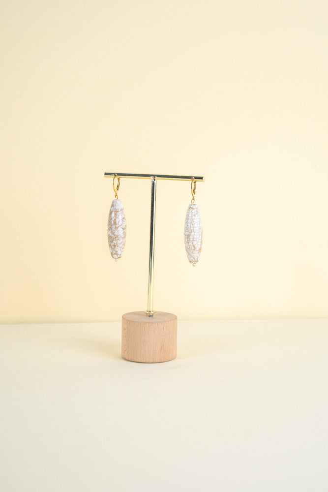 EARTH - Crackle stone earrings